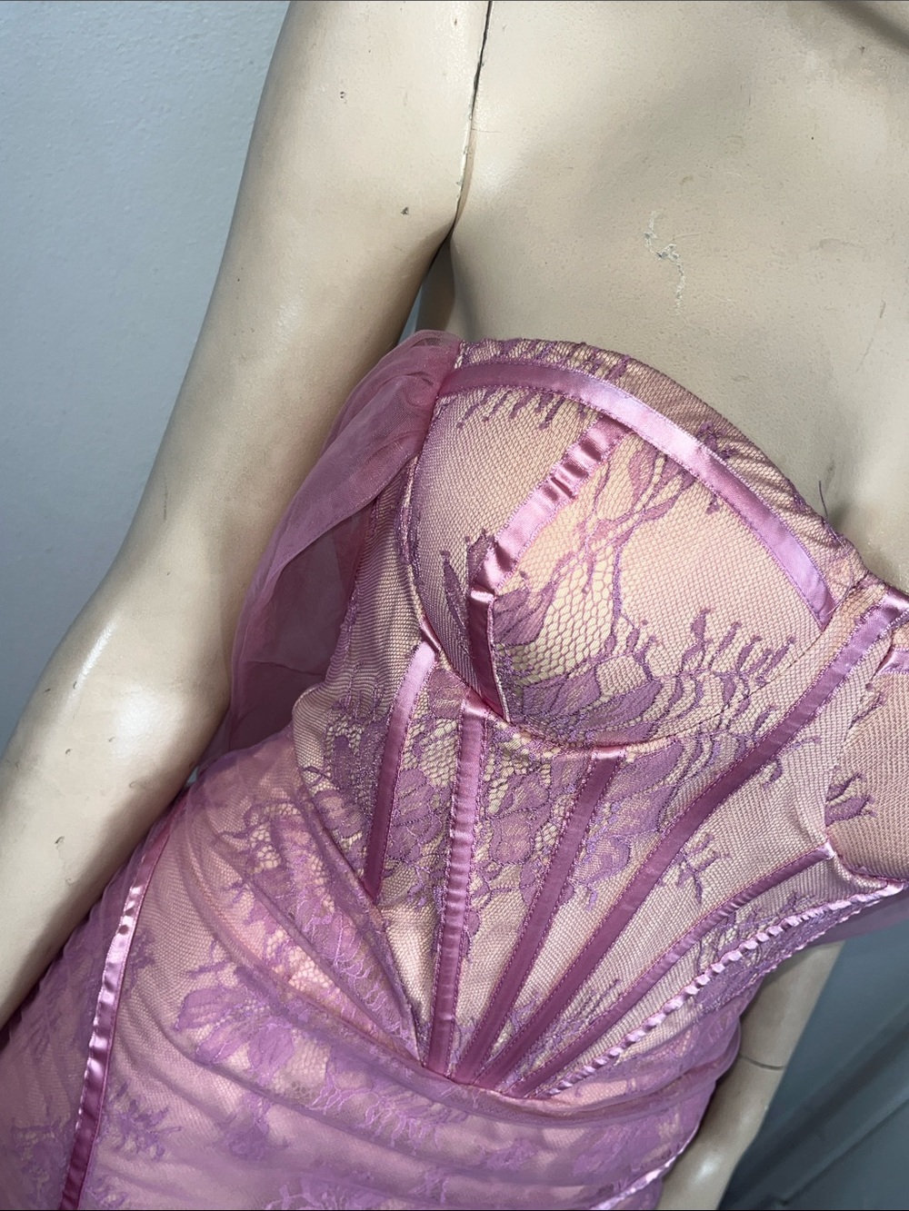 BELLA BARNETT DRESS - Picture 3 of 11